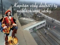 Kapitan_dodrzi_sazku